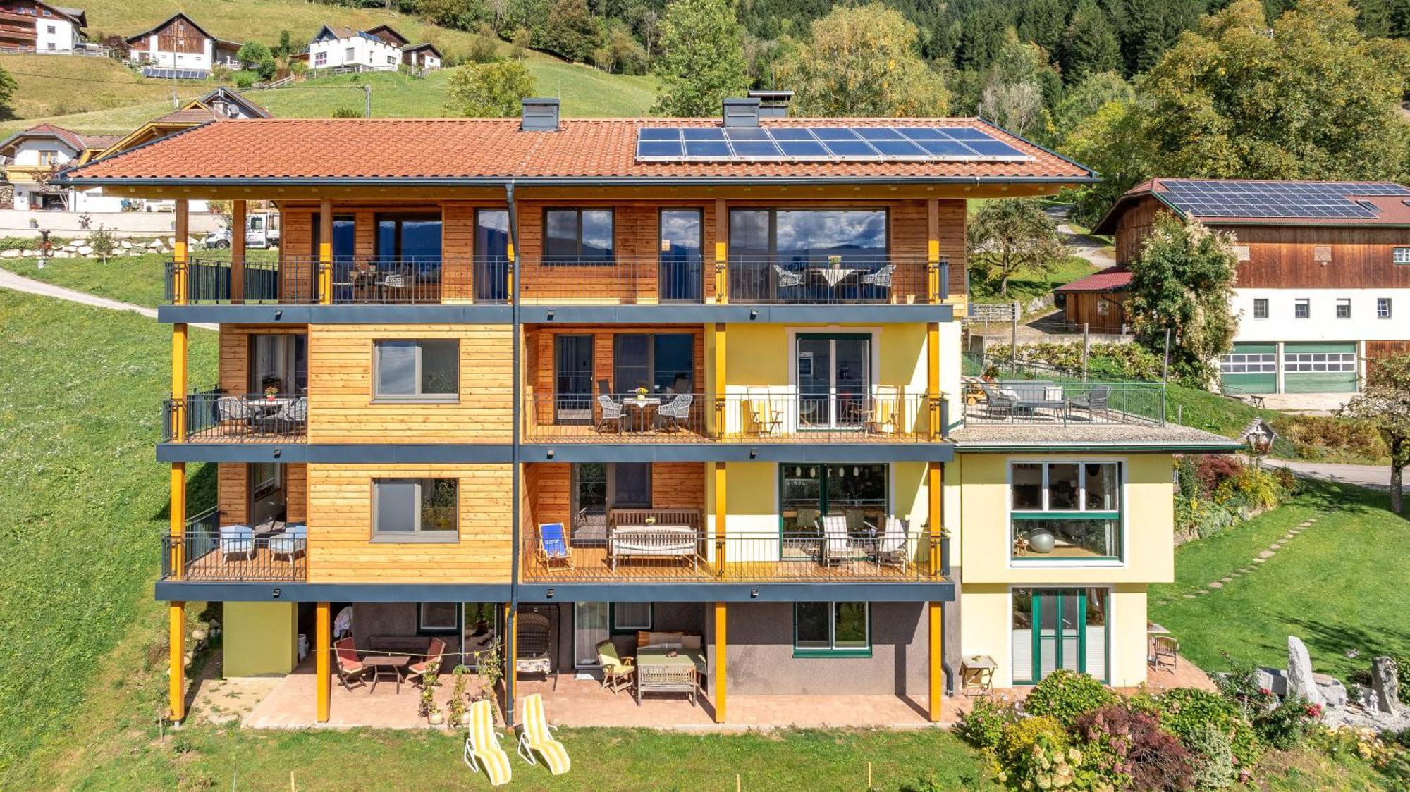 Bio- Und Vitalbauernhof Bacherhof Millstatt Extérieur photo